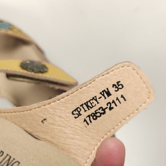 NIB L'ARTISTE Spikey Mary Jane Clogs Slip On Yellow Multi Floral EU 35 - US 5 - Picture 7 of 10